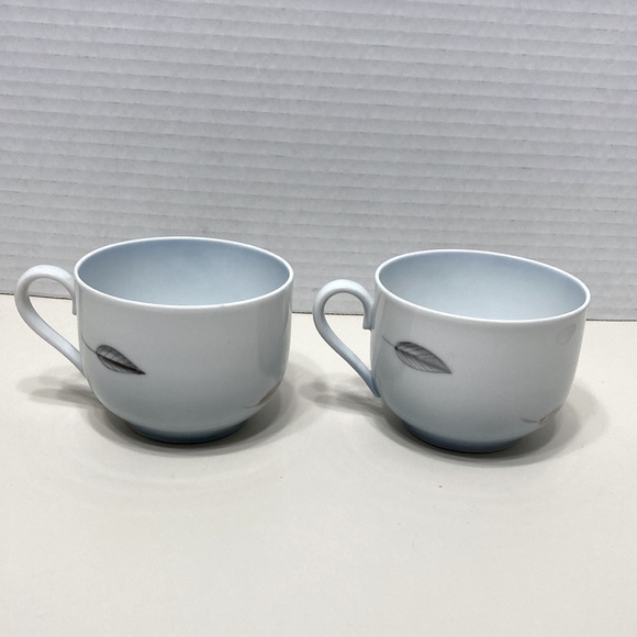 Bing & Grondahl Kjobenhavn Falling Leave Danish Porcelain Cups #103 Set of 2 Vtg - Picture 2 of 8